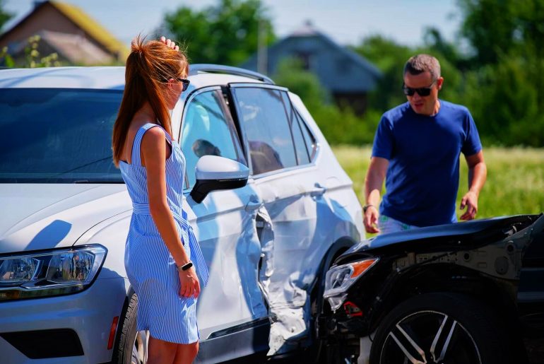 How to Navigating Sideswipe Car Accidents